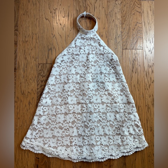 NBD Ivory Nude Lace Halter Top Open Back Medium Lined Romantic - Picture 1 of 12